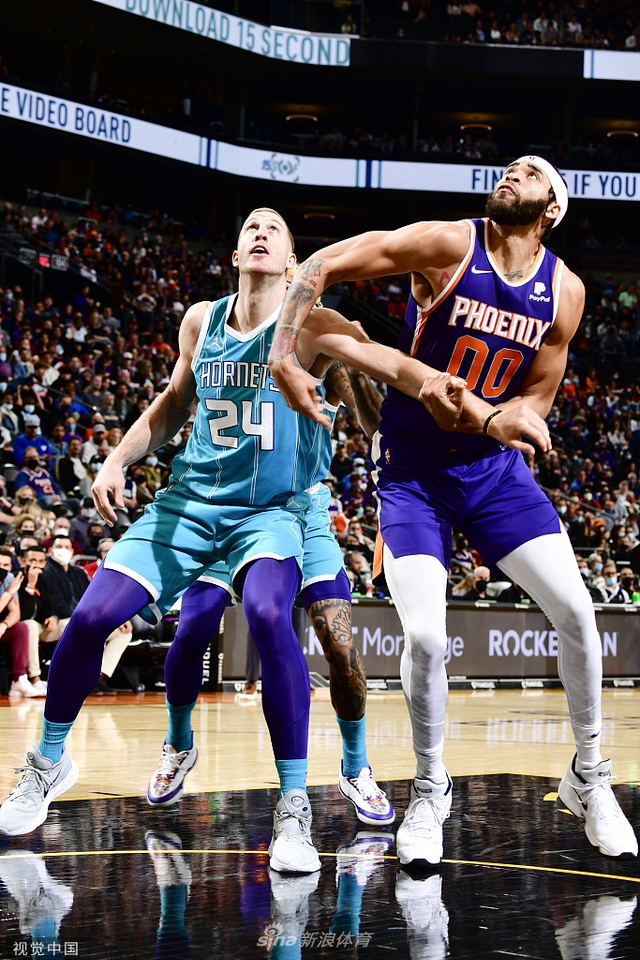 仅在边路突 仅在边路突