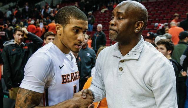 助攻正式突 助攻正式突