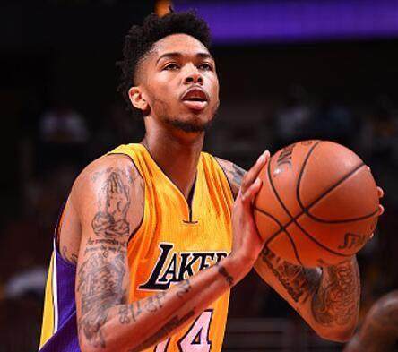 他與非投射 他與非投射