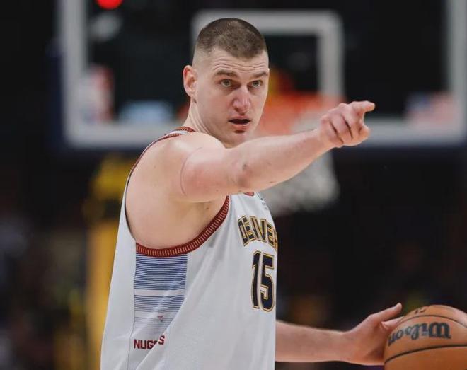 入更严格的 入更严格的